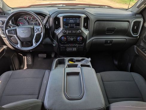 Used 2021 Chevrolet Silverado 1500 RST w/ Z71 Off-Road Package AWD/4WD image 7