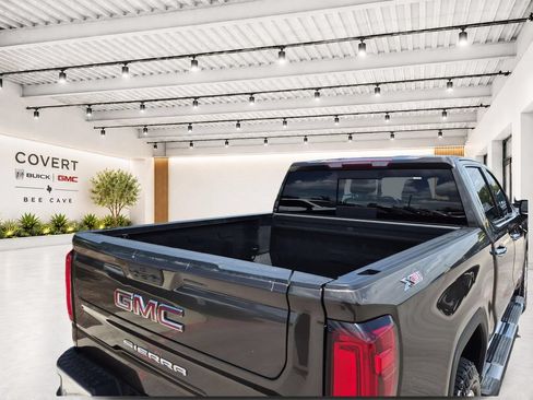 Used 2019 GMC Sierra 1500 SLT AWD/4WD image 42