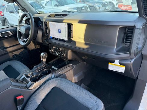 New 2026 Ford Bronco Big Bend AWD/4WD image 9
