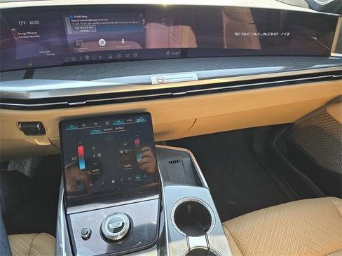 New 2025 Cadillac Escalade IQ Sport 2 image 22