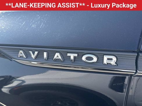 Used 2021 Lincoln Aviator Reserve w/ Equipment Group 201A RWD image 11