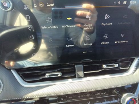 New 2026 Chevrolet Equinox LT w/ Convenience Package II AWD/4WD image 20