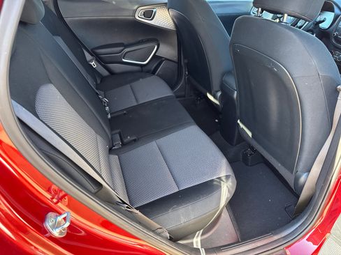 Used 2023 Kia Soul LX w/ Option Group 015 image 16