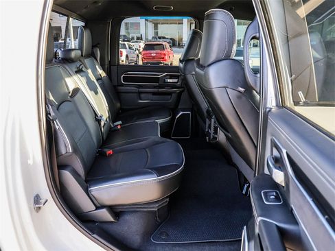 Used 2022 RAM 3500 Laramie image 25