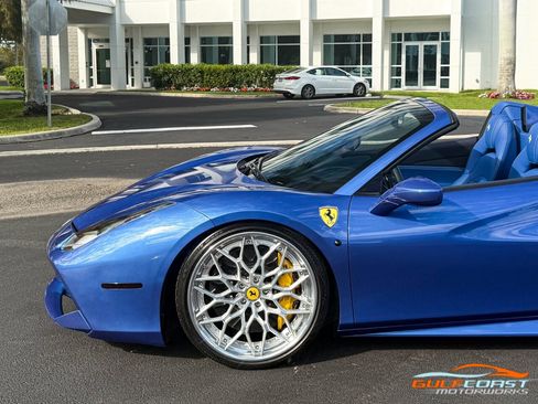 Used 2018 Ferrari 488 Spider image 39
