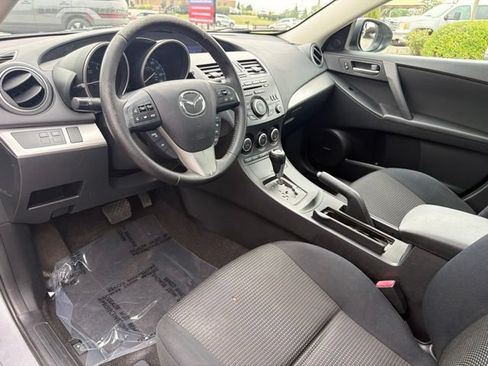 Used 2013 MAZDA MAZDA3 i Touring FWD image 9