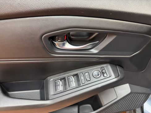 Used 2024 Honda Accord EX image 22