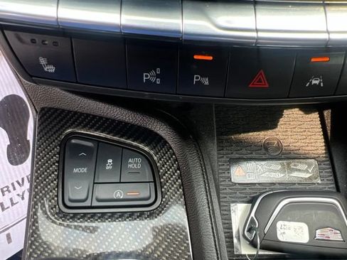 Used 2025 Cadillac CT5 Sport w/ Sun And Sound Package AWD/4WD image 32
