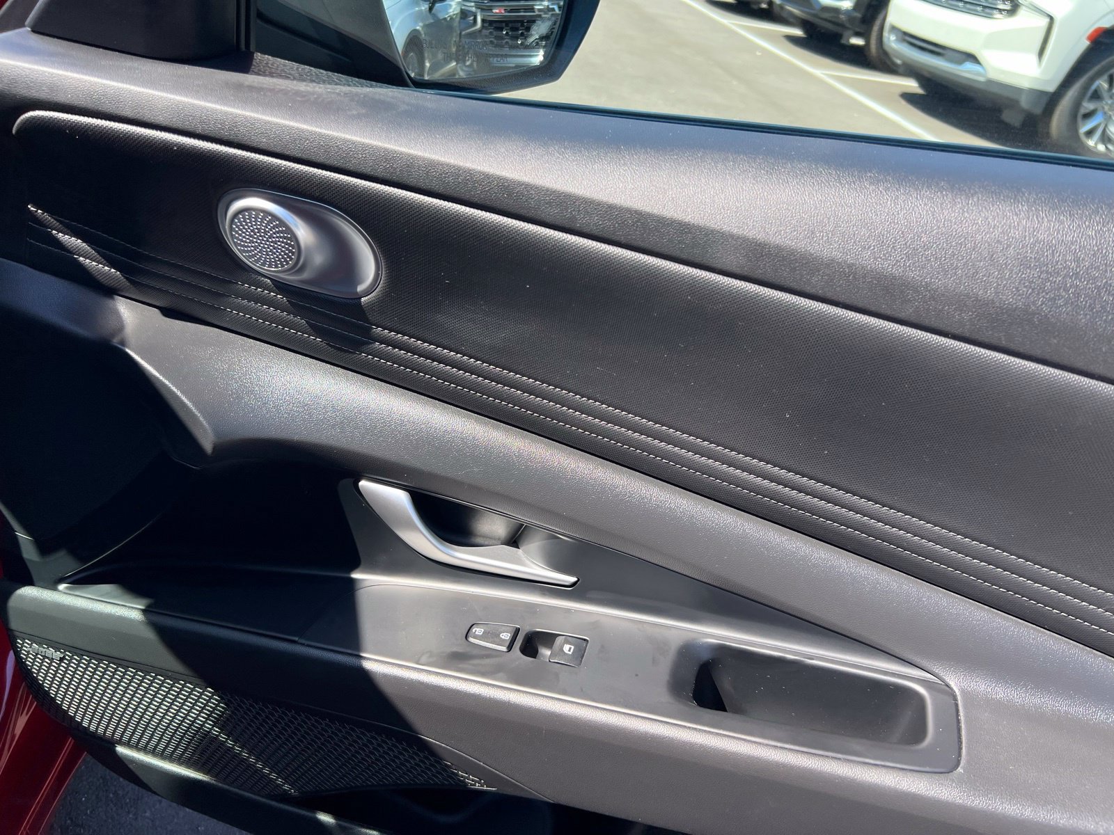 Used 2024 Hyundai Elantra Limited FWD image 53