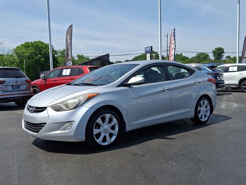 Used 2013 Hyundai Elantra Limited FWD image 3