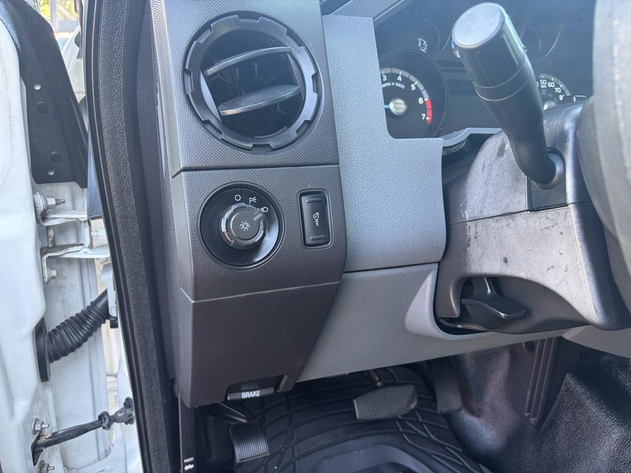 Used 2015 Ford F350 XL AWD/4WD image 22