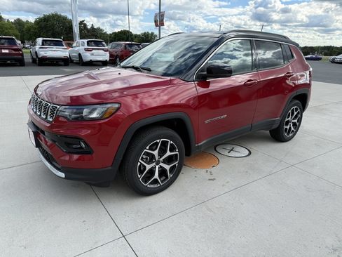 New 2026 Jeep Compass Limited AWD/4WD image 4