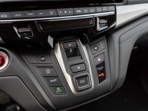 Used 2024 Honda Odyssey EX-L image 25