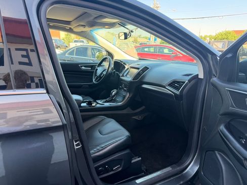 Used 2015 Ford Edge Titanium w/ Equipment Group 301A AWD/4WD image 35