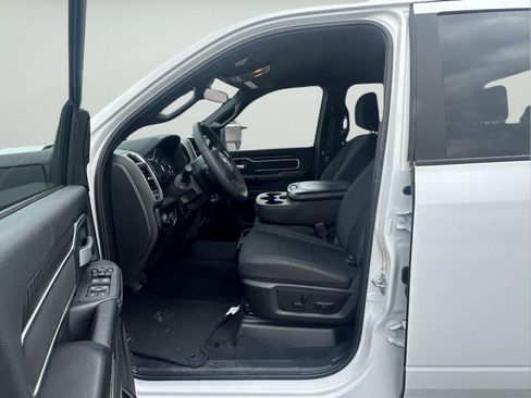 Used 2025 RAM 2500 Big Horn AWD/4WD image 10
