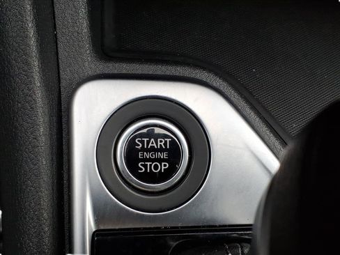 Used 2023 Nissan Sentra SV image 19