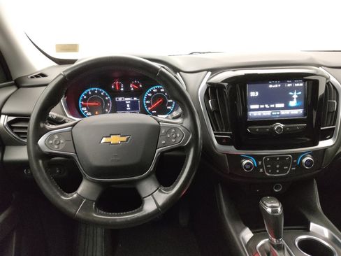 Used 2019 Chevrolet Traverse LT image 22