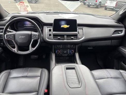 Used 2022 Chevrolet Suburban RST w/ Luxury Package AWD/4WD image 10