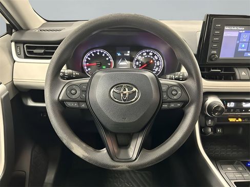 Used 2019 Toyota RAV4 XLE image 13