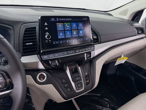 Certified 2026 Honda Odyssey EX-L image 15