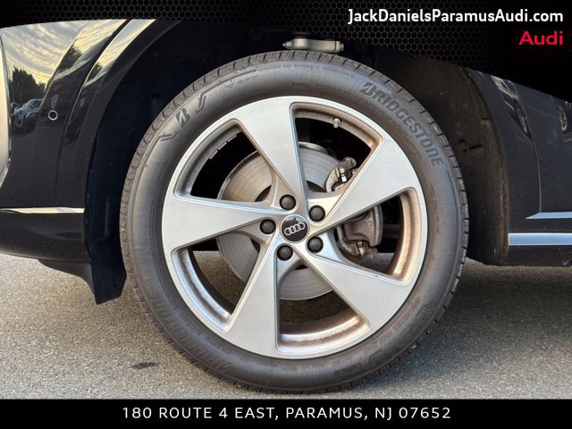 Certified 2025 Audi Q5 Premium Plus w/ Premium Plus AWD/4WD image 23