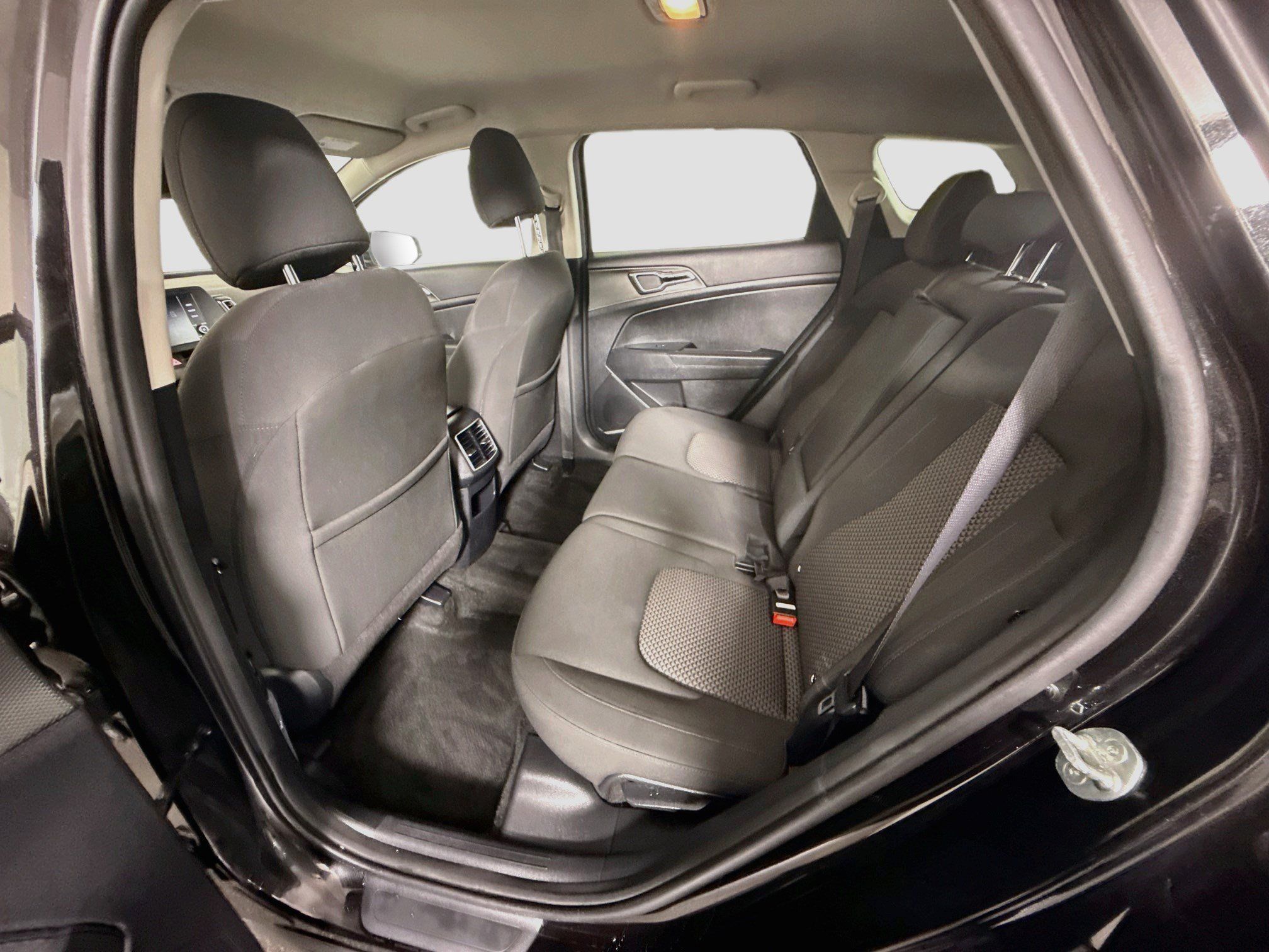 Used 2024 Kia Sportage LX AWD/4WD image 24