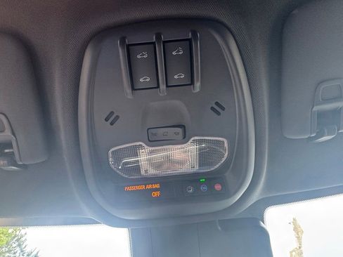 New 2026 Chevrolet Trax RS w/ Sunroof Package FWD image 13