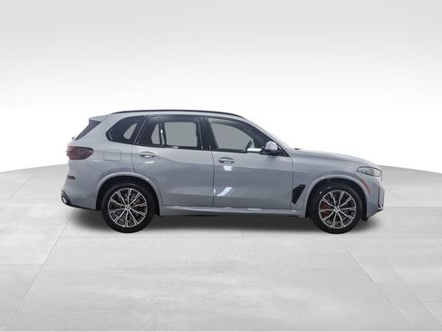 New 2026 BMW X5 xDrive50e w/ M Sport Package image 7