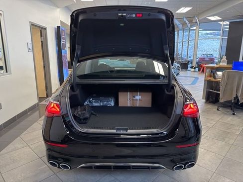 New 2026 Mercedes-Benz E 53 AMG e 4MATIC Sedan image 9