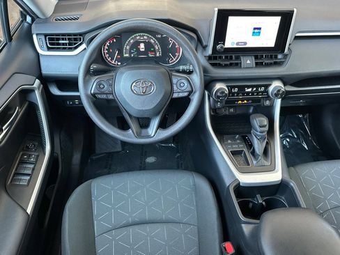 Used 2025 Toyota RAV4 XLE FWD image 14