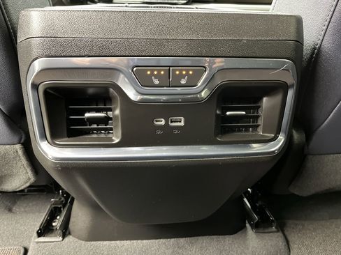 Certified 2024 Chevrolet Silverado 1500 High Country w/ Technology Package image 13