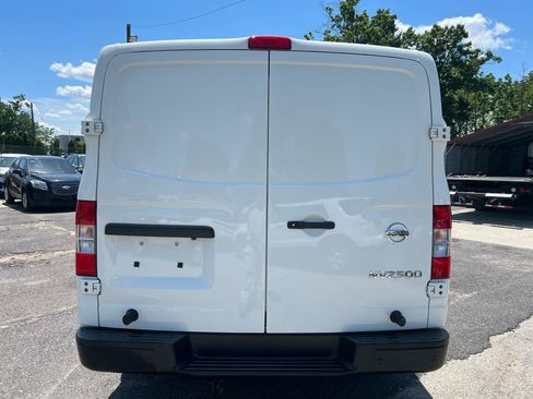 Used 2019 Nissan NV 2500 SV RWD image 7