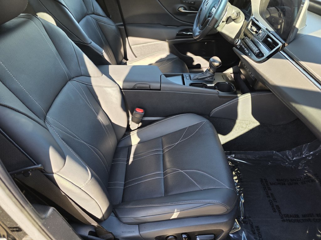 Certified 2023 Lexus ES 300h w/ Accessory Package (Z2) FWD image 19