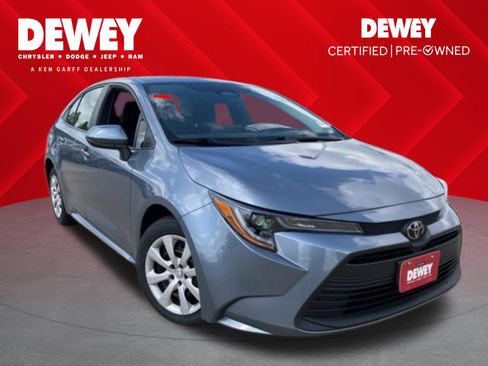 Used 2024 Toyota Corolla LE FWD image 1