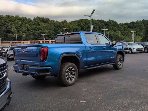 Certified 2024 GMC Sierra 1500 AT4 w/ Technology Package AWD/4WD image 5