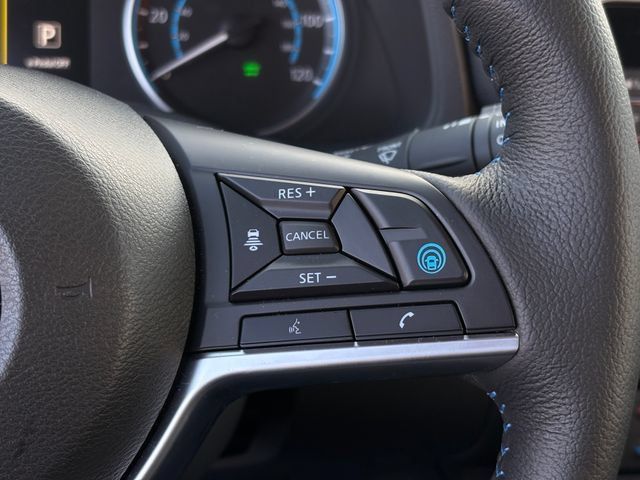 Certified 2025 Nissan Leaf SV Plus FWD image 14