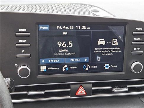 New 2025 Hyundai Elantra SE FWD image 14