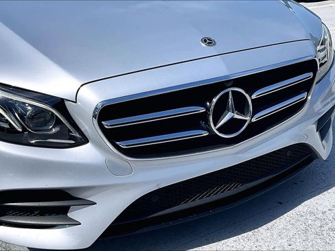 Used 2020 Mercedes-Benz E 350 Sedan image 28