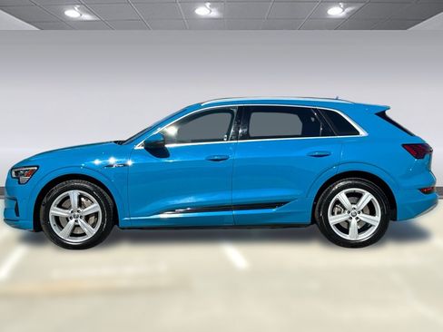 Used 2019 Audi e-tron Prestige AWD/4WD image 2