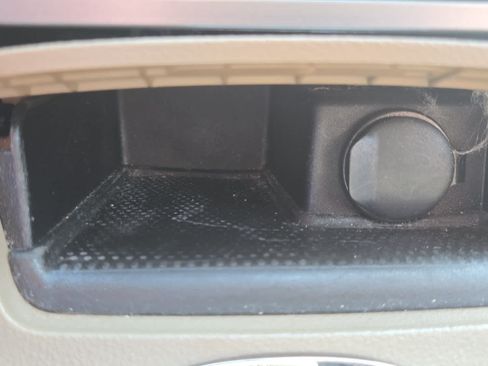 Used 2011 Chevrolet Malibu LTZ FWD image 34