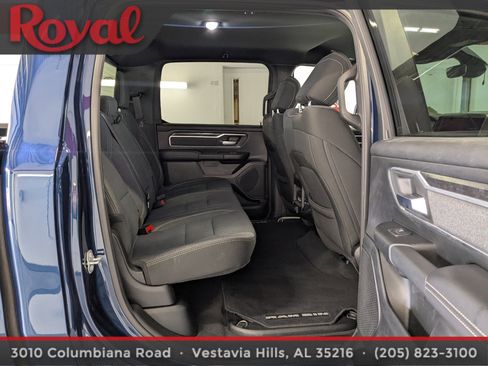 Used 2019 RAM 1500 Big Horn image 10