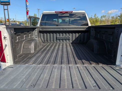 Used 2024 Chevrolet Silverado 1500 High Country w/ High Country Premium Package AWD/4WD image 21