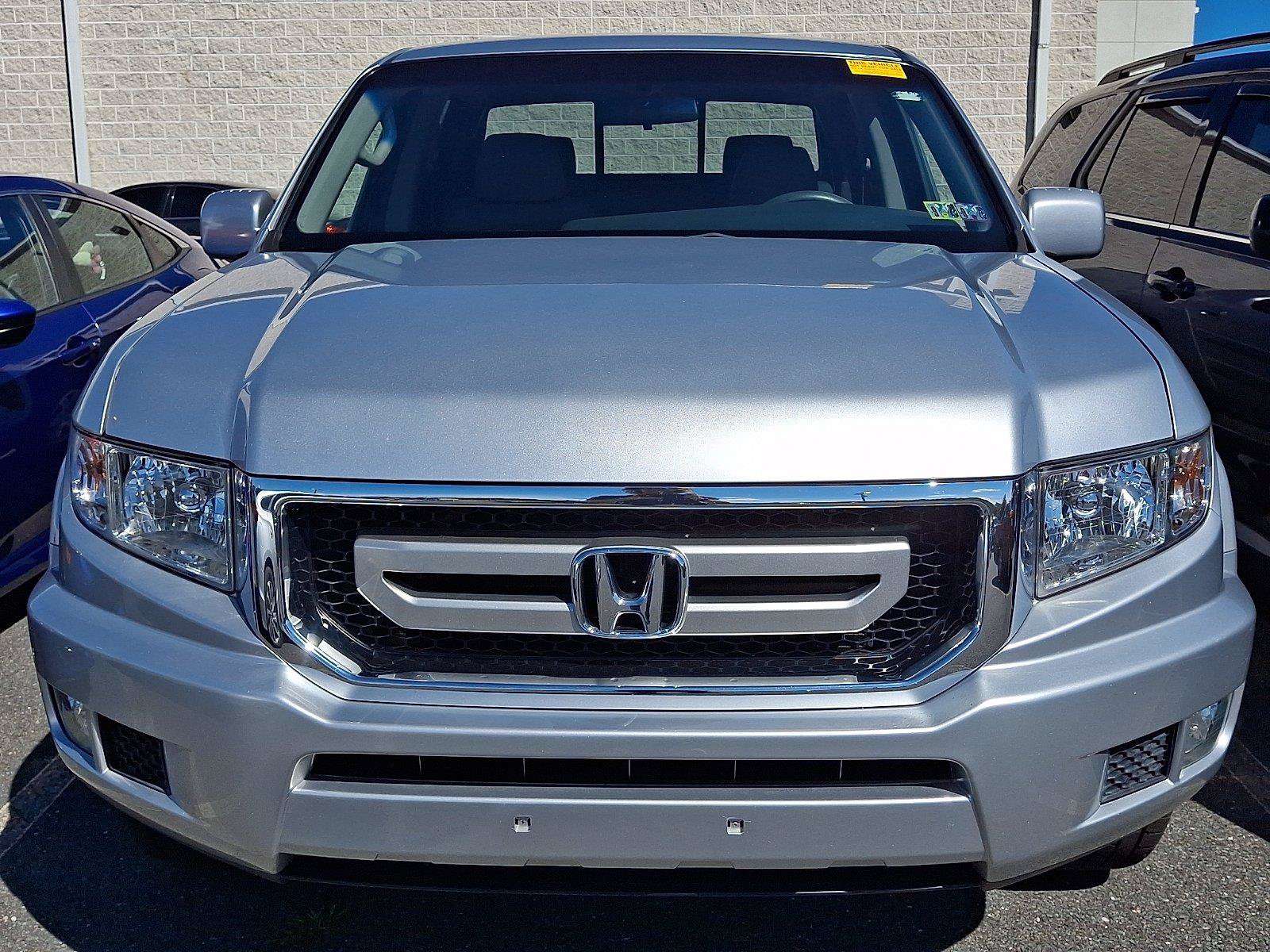 Used 2010 Honda Ridgeline RTS image 2