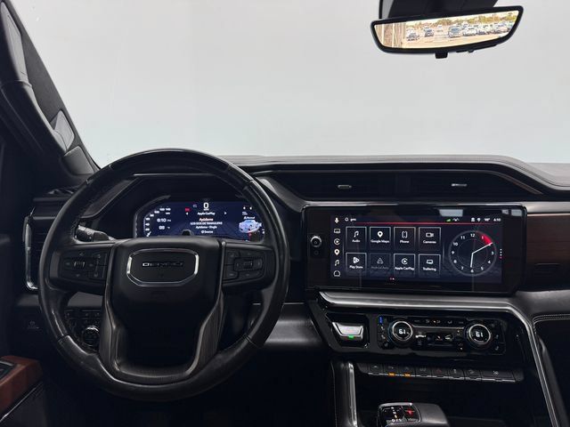 Used 2023 GMC Sierra 1500 Denali Ultimate AWD/4WD image 3