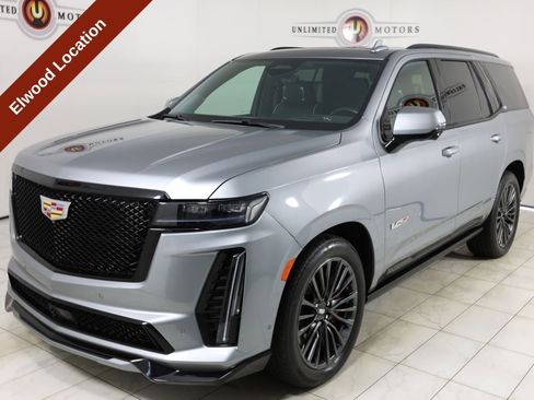 Used 2023 Cadillac Escalade V AWD/4WD image 5