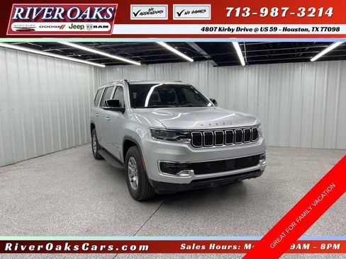 Used 2024 Jeep Wagoneer 2WD image 1