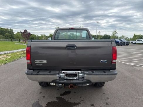 Used 2005 Ford F350 XLT AWD/4WD image 11