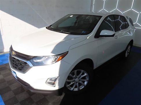 Used 2018 Chevrolet Equinox LT FWD image 4
