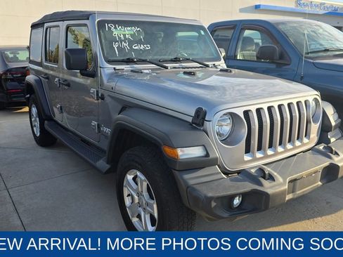 Used 2018 Jeep Wrangler Unlimited Sport S image 4