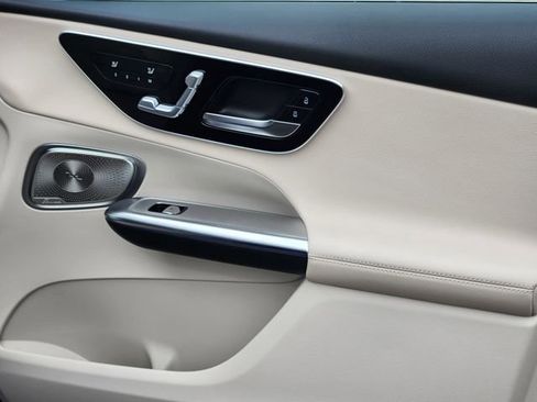 New 2026 Mercedes-Benz GLC 300 4MATIC image 17